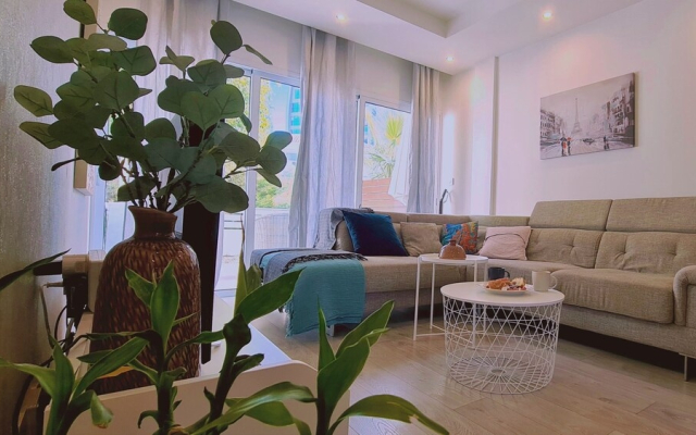 Downtown Retreat by STAY Bnb