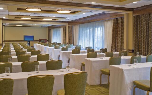 Hyatt Regency Suites Atlanta Northwest