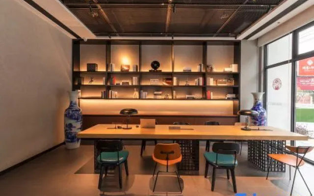 CHANGLV TRUEHOME SELECT  Hotel