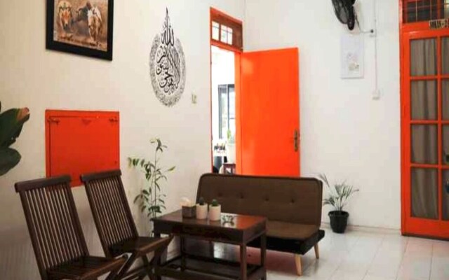 OYO 93311 Pesona Orange Homestay