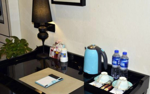 Xana Lite Hotelle(Tianjin Xiqing University Town)