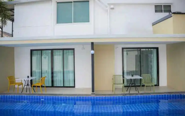 R2 Bed and Pool Kanchanaburi