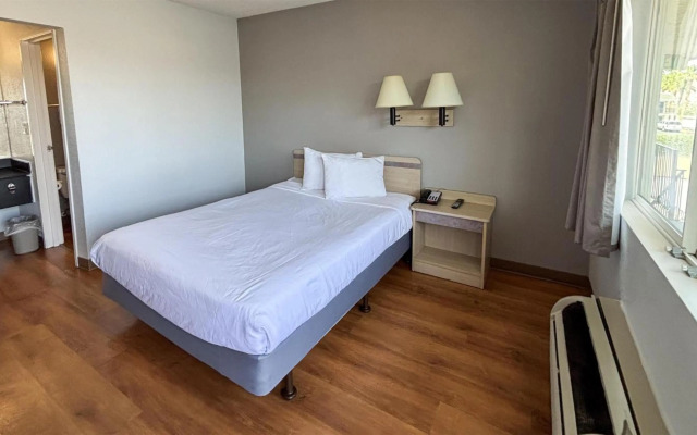 Motel 6 Las Vegas, NV - Boulder Highway