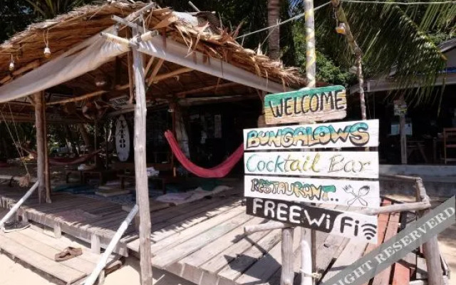 Mae Haad Cove Bungalow
