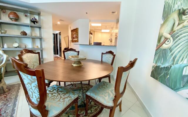 Luxury 2BR Apartment with partial Marina views