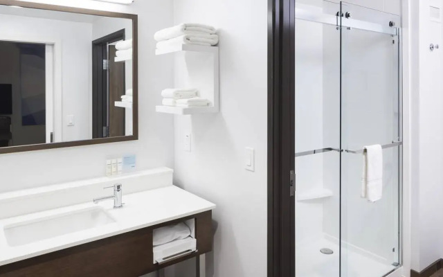 Hampton Inn And Suites Phoenix Downtown