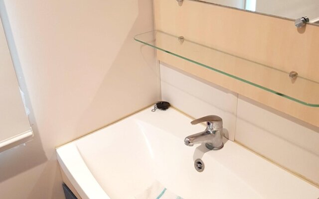 Bungalow with 2 Bedrooms in Fréjus, with Shared Pool, Furnished Terrace And Wifi - 2 Km From the Beach