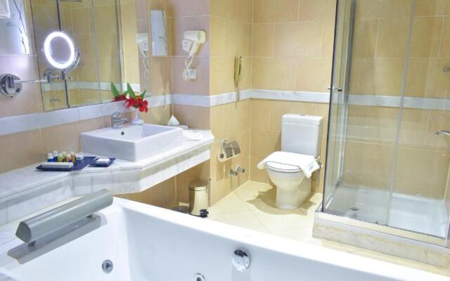 Parrotel Lagoon Waterpark Resort