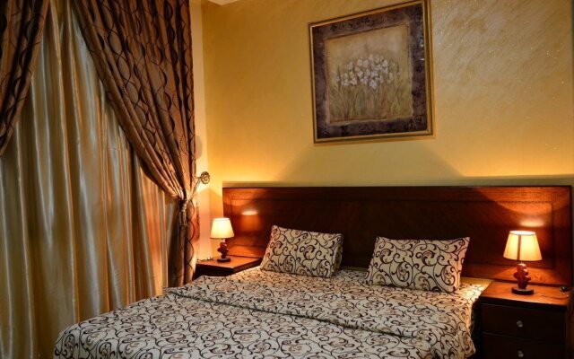 Al Hadeer Suites Hotel