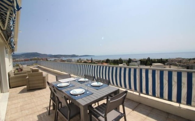 Nice Booking-Domaine Fleurs-Penthouse