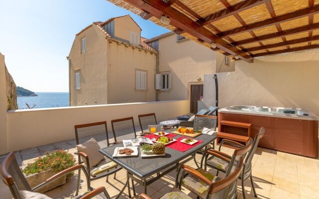 Hedera Estate, Hedera A19