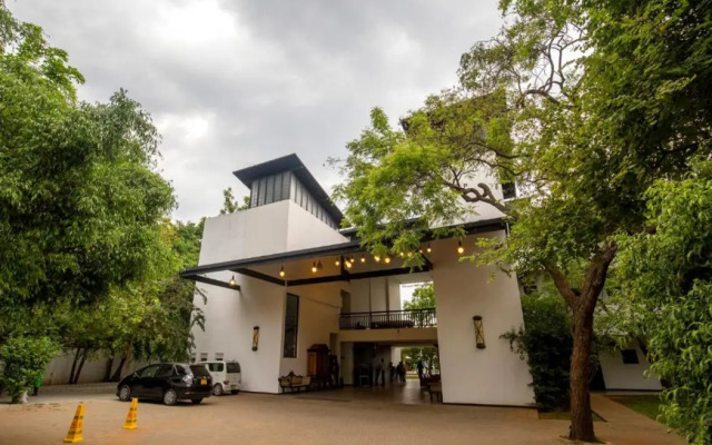 Grand Tamarind Lake