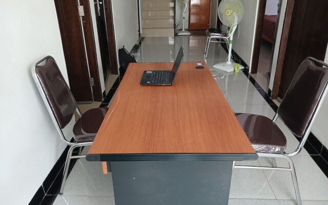 Super OYO 93085 Homy Stay Syariah