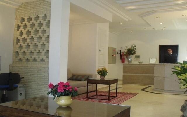 Appart Hotel Castilia Suites