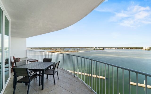 Crc1105 3 Bedroom Condo