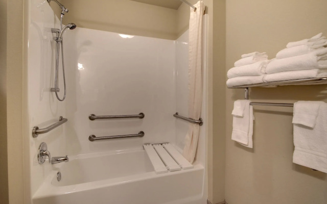 Cobblestone Inn & Suites - Avoca
