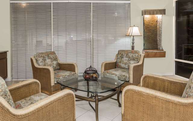 Days Inn by Wyndham Fort Myers Springs Resort