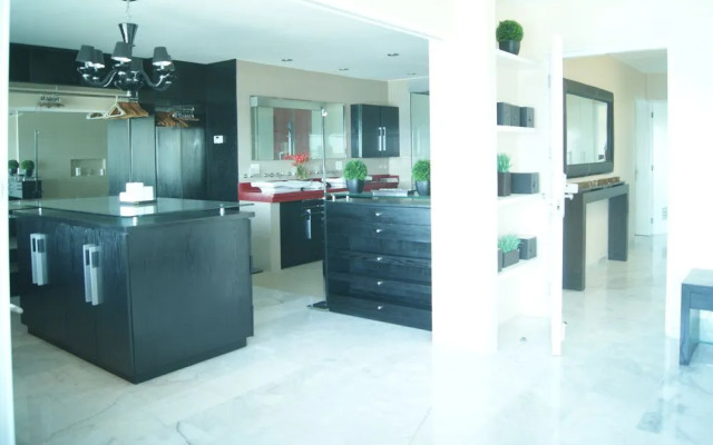 Brisas Penthouses by TA