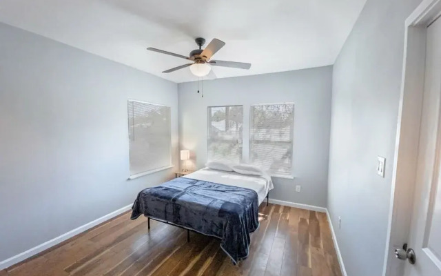 Magnificent Large Home Near Downtown