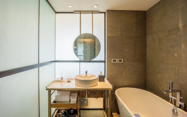 Holiday Inn Goa Candolim by IHG