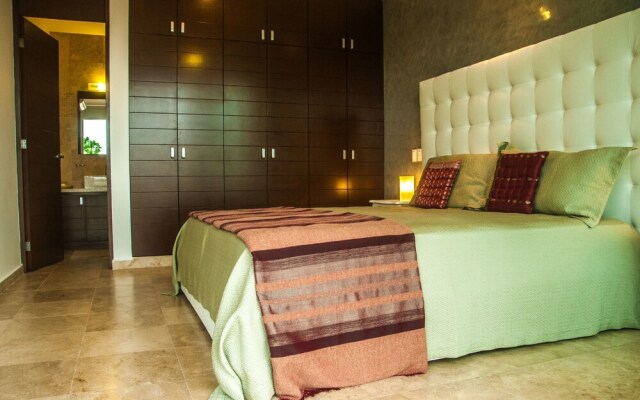 DC 2201 -  2 BEDROOM + NEAR BEACH + STEPS from 5th AV. - Apts