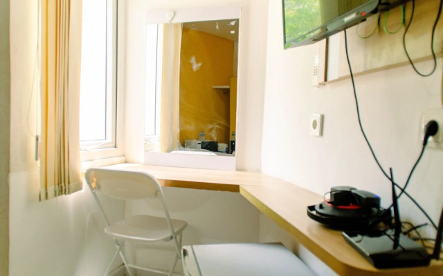 Cozy Living Studio Apartment At Aeropolis Residence