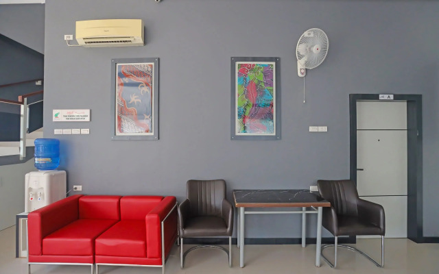 Super OYO Capital O 92096 Kuala Ulee Lheue Residence Syariah