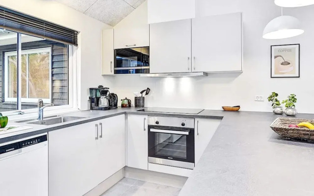 14 Person Holiday Home in Vaeggerlose