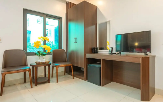 OYO 1011 Orchids 4 Hotel