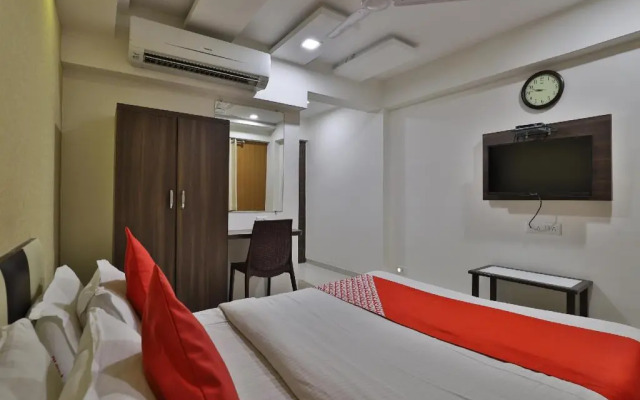 Hotel Acropole by OYO