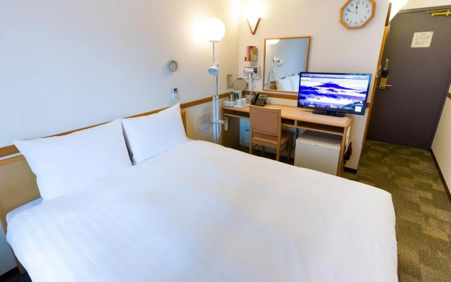 Toyoko Inn Nishitetsu Kurume-Eki Higashi-Guchi