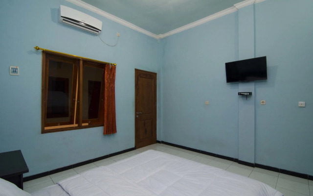 RedDoorz Near Ciputra World 2