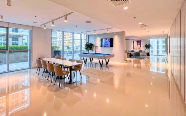 Beach Isle Residences- Emaar Beachfront