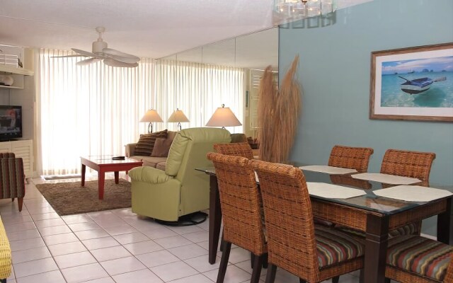 Gulf House 401 3 Bedroom Condo by RedAwning