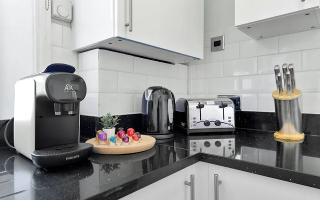 Stunning 2B Flat in South Kensington Near Station