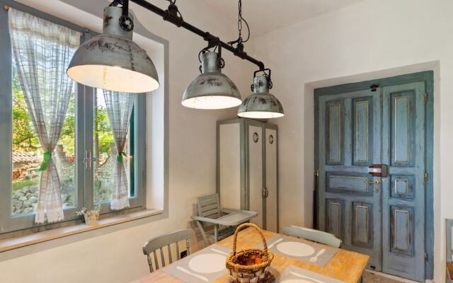 Apartment in Stroncone Near Piediluco Lake