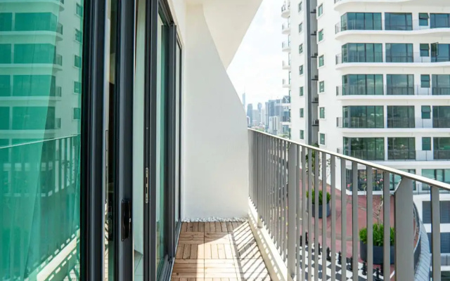 Datum Jelatek Residence by Airhost