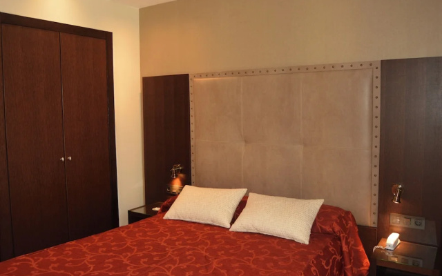 De La Trucha Hotel