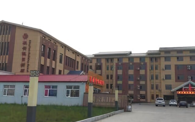 Lingyun Holiday Hotel Weichang