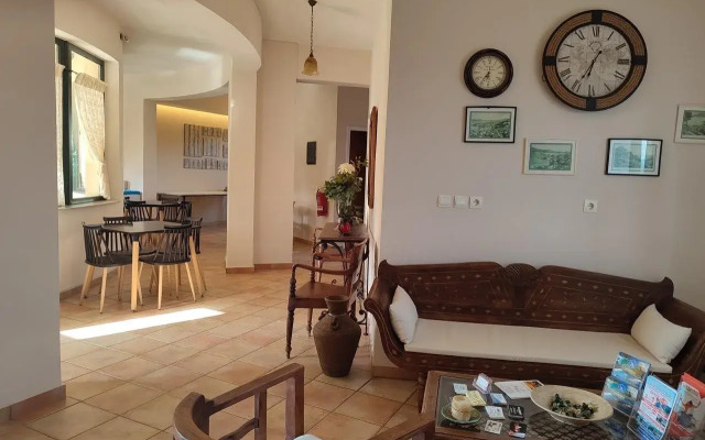 Elanthi Village Hotel