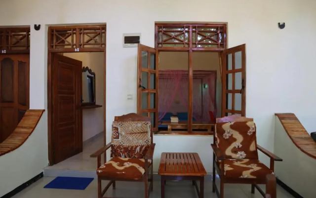 Dragonfly Inn Arugambay