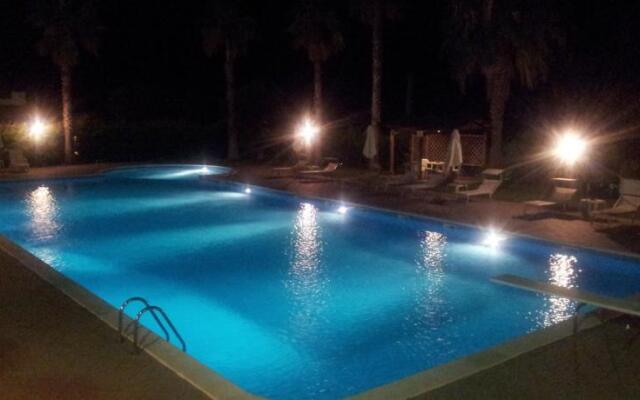 Charming and romantic refuge with secret garden