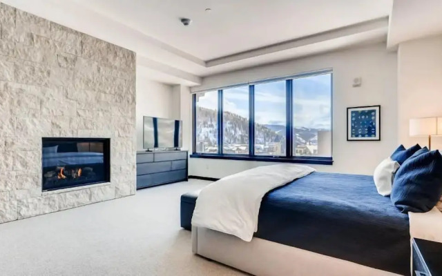 Vail Lion 3 Bedroom Mountain Vacation Rental Just Steps From the Eagle Bahn Gondola