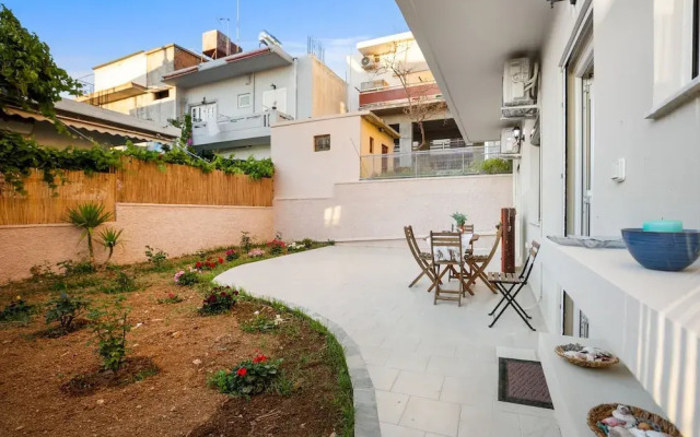 Dragonfly Apartment in Chania