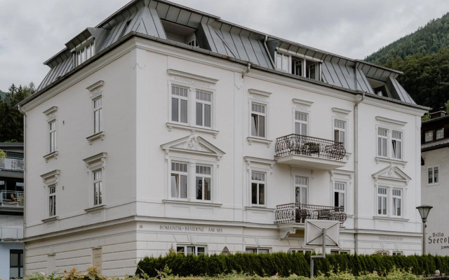 Romantik Residenz Ferienwohnungen Hotel Im Weissen Rössl