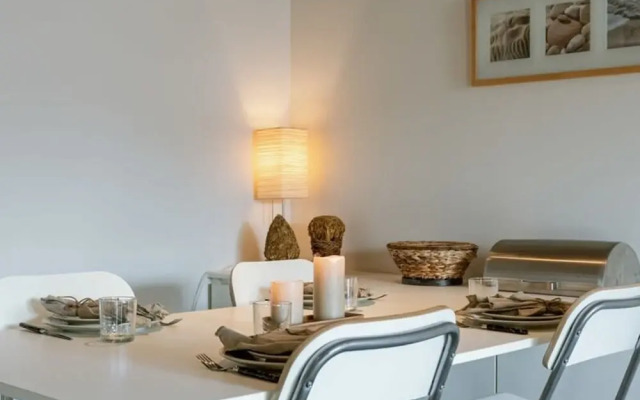 Apartment Near the Beach With Terace