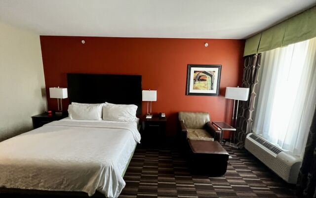 Holiday Inn Express & Suites Alva