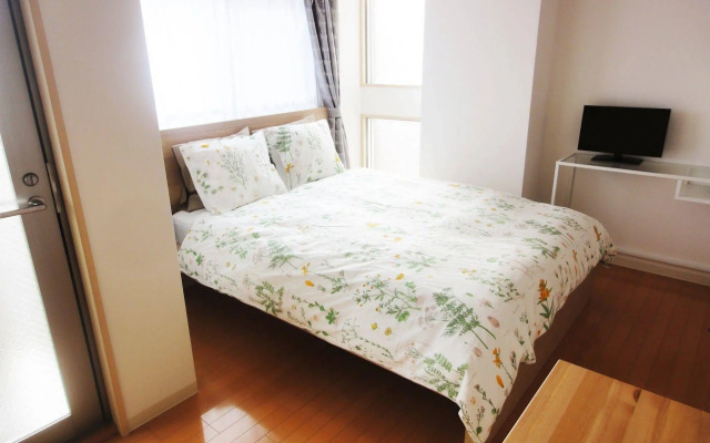 Swiss Kyoto Horikawa West Guesthouse