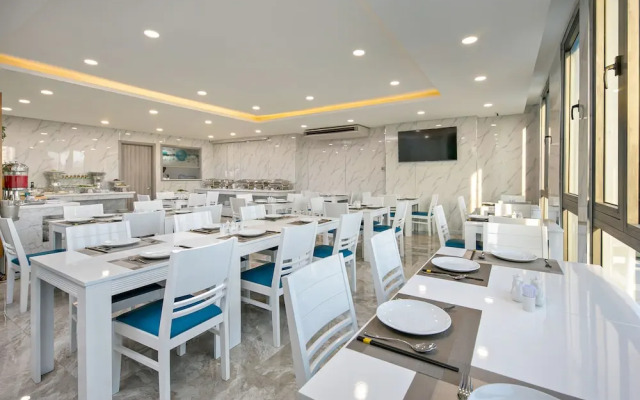 Calix Hotel Da Nang Beach