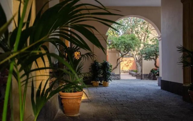 Palazzo Fiammingo Rooms